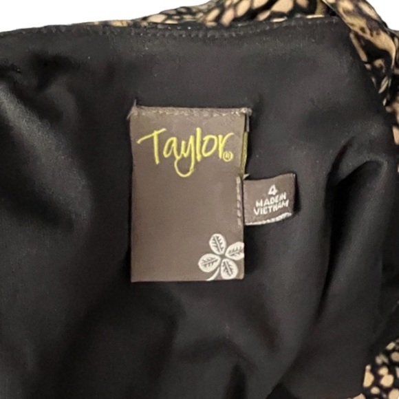 Taylor Dress - Picture 5 of 7